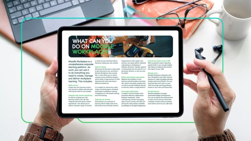 Der ultimative Leitfaden zum Moodle workplace von Synergy Learning auf einem Tablet-Gerät