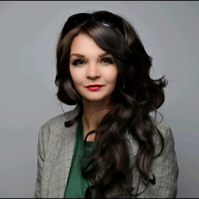 Natalie Ann Holborow