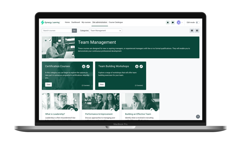Laptop, auf dem ein Kurskatalog mithilfe des „Spark LMS“-Themes von Synergy Learning